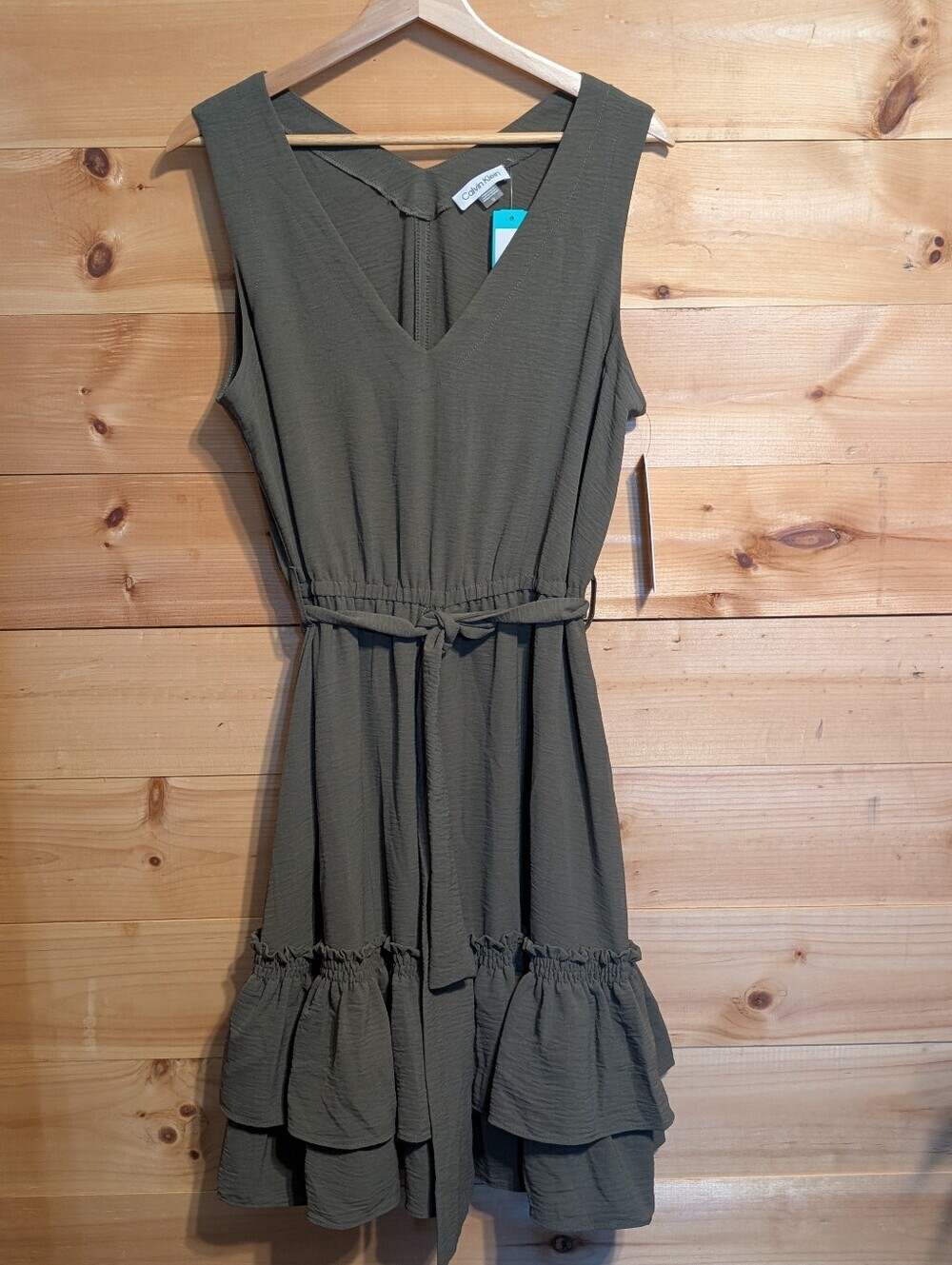 Calvin Klein Fleur Hankeecheif Olive Green  V-Neck Tiered  Dress *12 *NWT